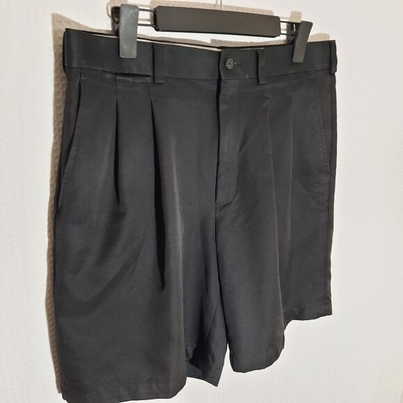 PGA Tour Golf Shorts Men’s 34 Black Flat Front Moisture Wicking Polyester - Picture 3 of 6